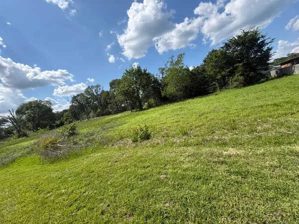 0 West Road, Hempstead, TX 77445