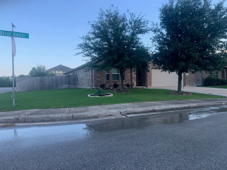 5611 Briar Knoll, New Braunfels, TX 78132 - #2