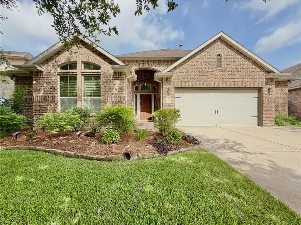 572 Southampton Lane, League City, TX 77573