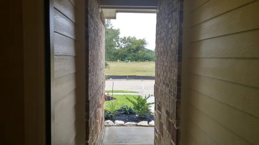 3826 Briar Water Court, Katy, TX 77449 - Image #3