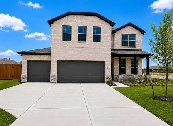 1045 S Oakhurst Drive, Dayton, TX 77535