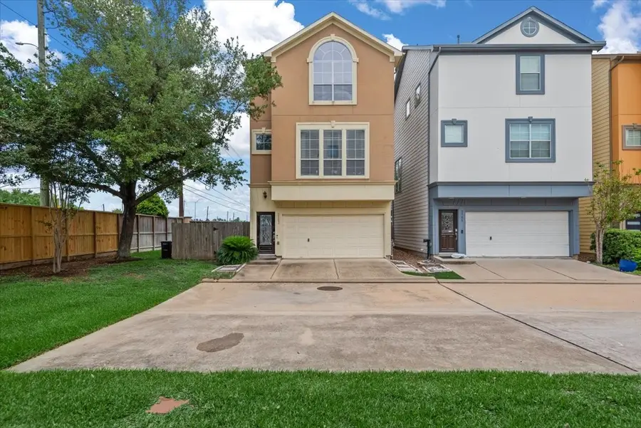 3103 Clearview Circle, Houston, TX 77025 - #3