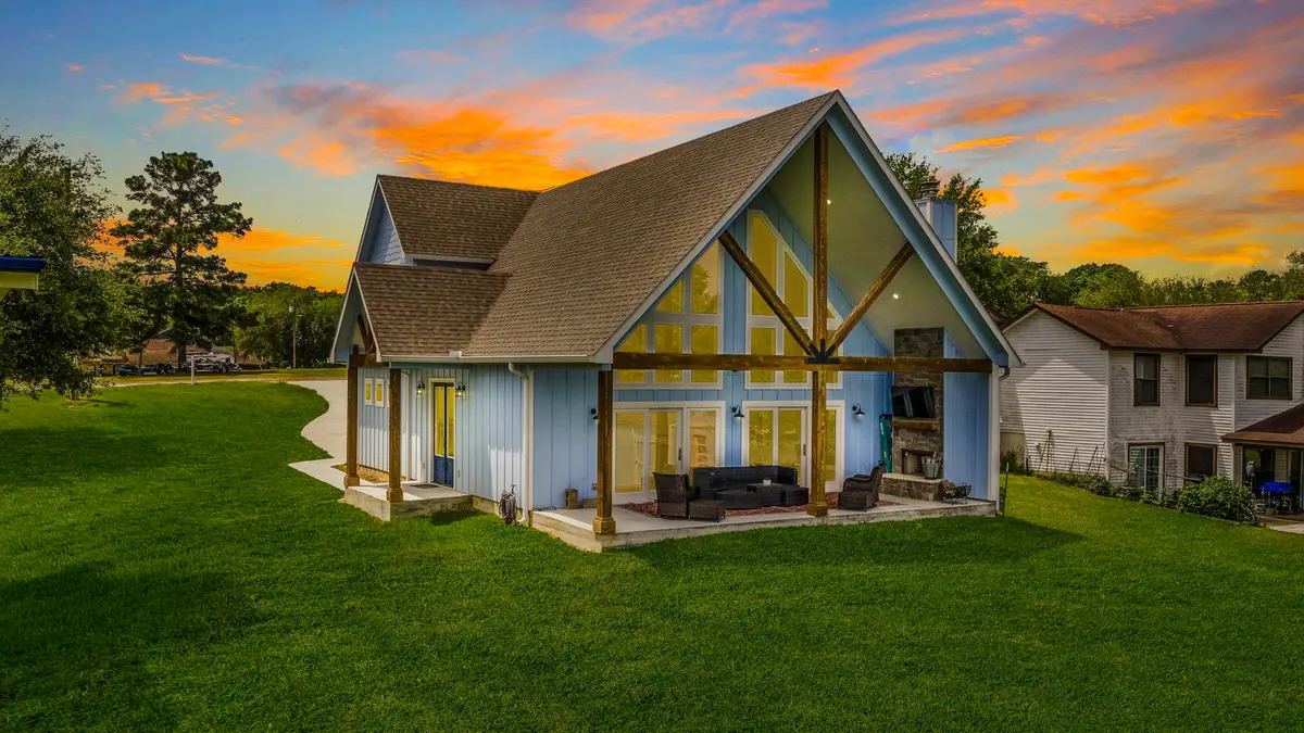 318 Harbor View Drive, Livingston, TX 77351 - #1