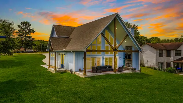 318 Harbor View Drive, Livingston, TX 77351