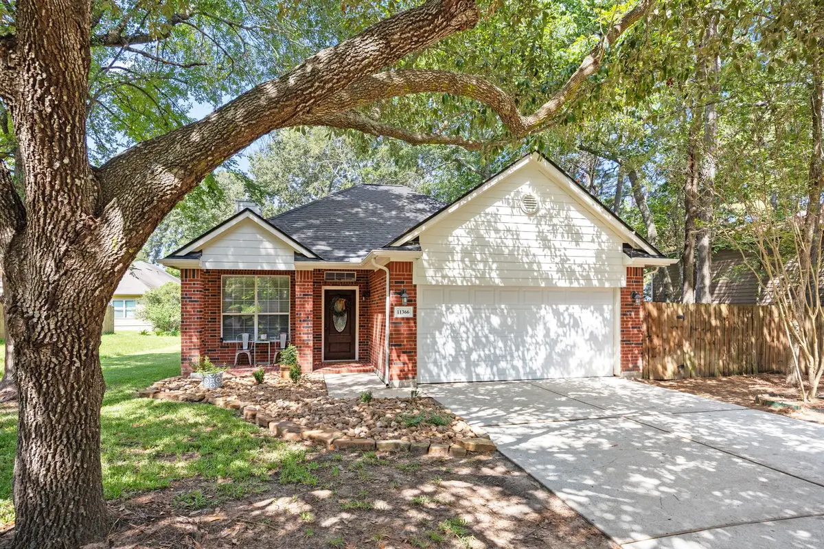 11366 Glenforest Dr, Montgomery, TX 77356 - #1