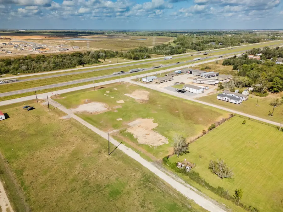 13355 / 13405 Pleasant Valley Drive, Rosharon, TX 77583 - Image #2