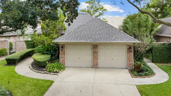 2430 Fairway Pointe Drive, League City, TX 77573