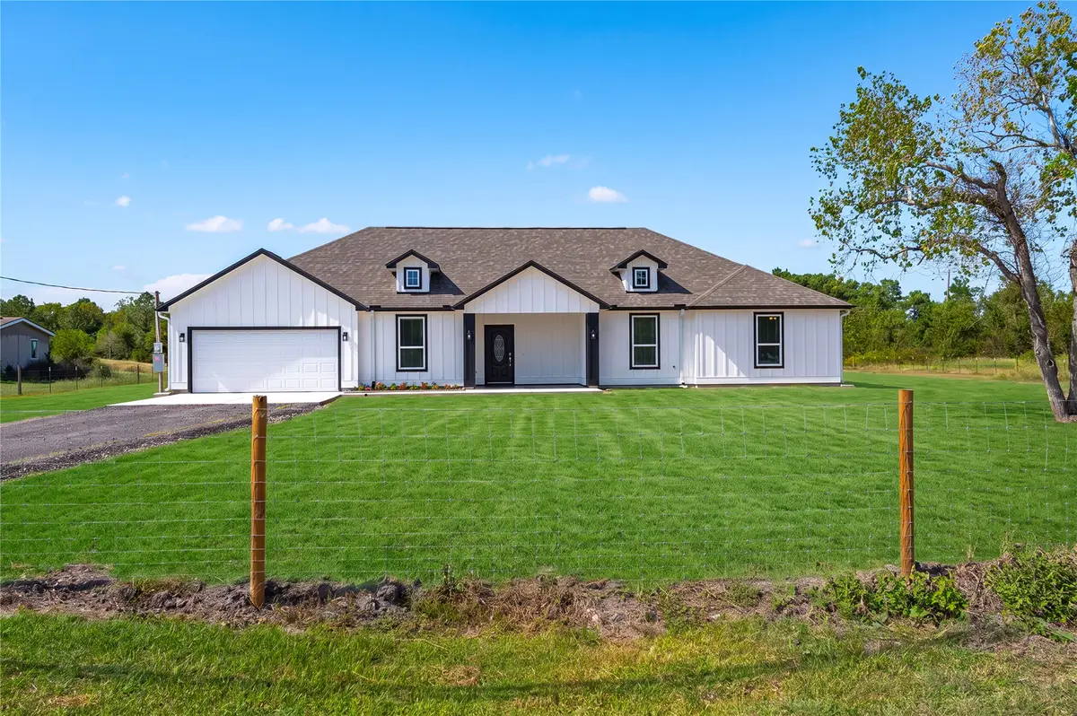 7120 County Road 171, Alvin, TX 77511 - #1