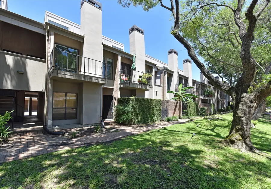 10811 Richmond Avenue #52, Houston, TX 77042 - #3