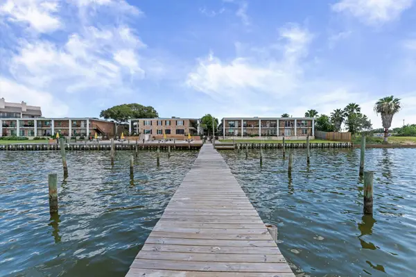 3535 Nasa Rd 1 Parkway #92, Seabrook, TX 77586