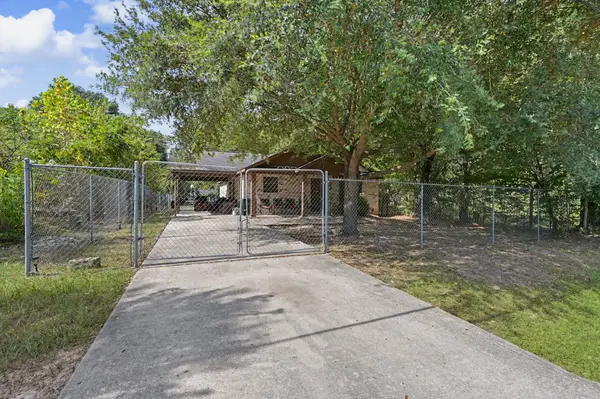 704 Dr Martin Luther King Jr Place N, Conroe, TX 77301