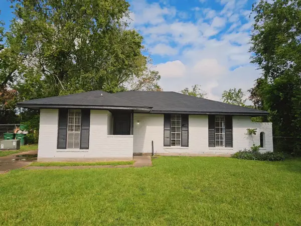 11023 Linvale Drive, Houston, TX 77016