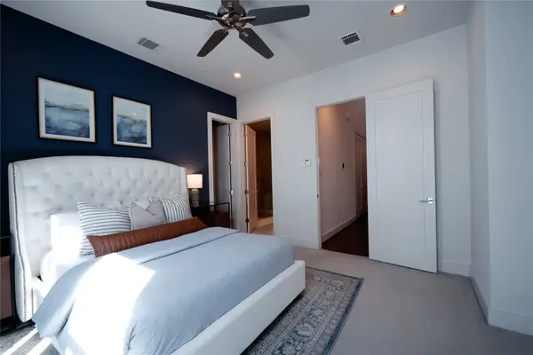 2826 Clay Street, Houston, TX 77003