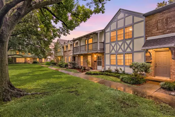 10328 Hammerly Boulevard #10, Houston, TX 77043