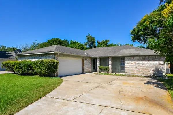 13326 Pantano Drive, Houston, TX 77065