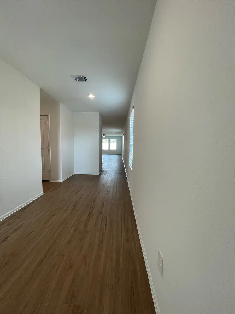 913 Gentle Moss Drive, Magnolia, TX 77354 - Image #2