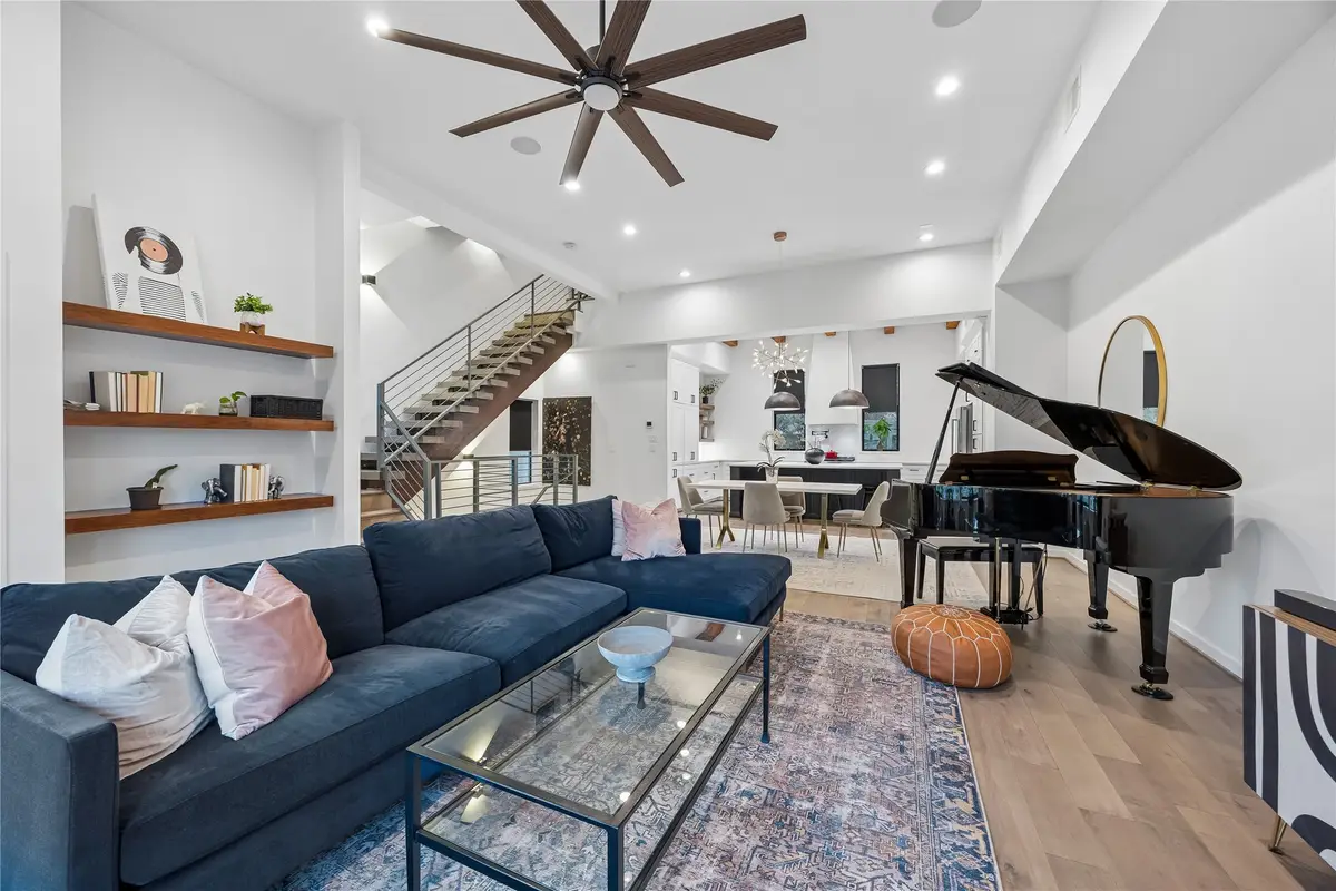 513 Memorial Heights Drive, Houston, TX 77007 - #1