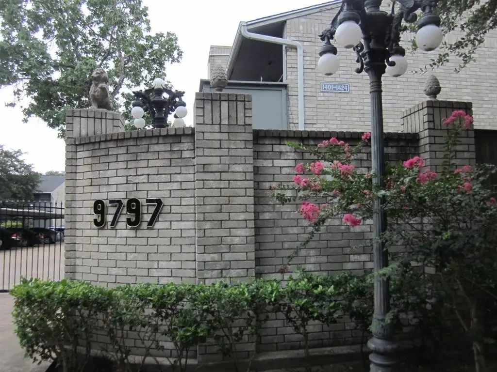 9797 Leawood Boulevard #302, Houston, TX 77099 - #1