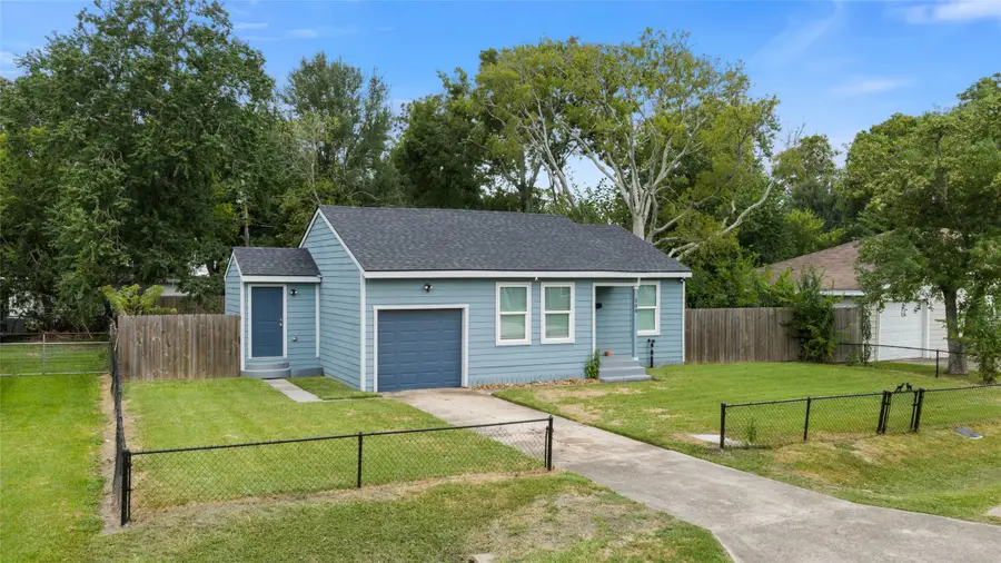 508 Azalea Drive, La Marque, TX 77568 - #3