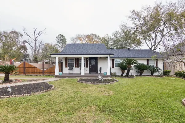 1910 East Avenue, Katy, TX 77493