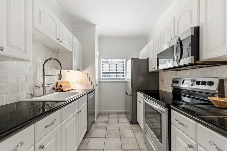9850 Pagewood Lane #1009, Houston, TX 77042 - #2