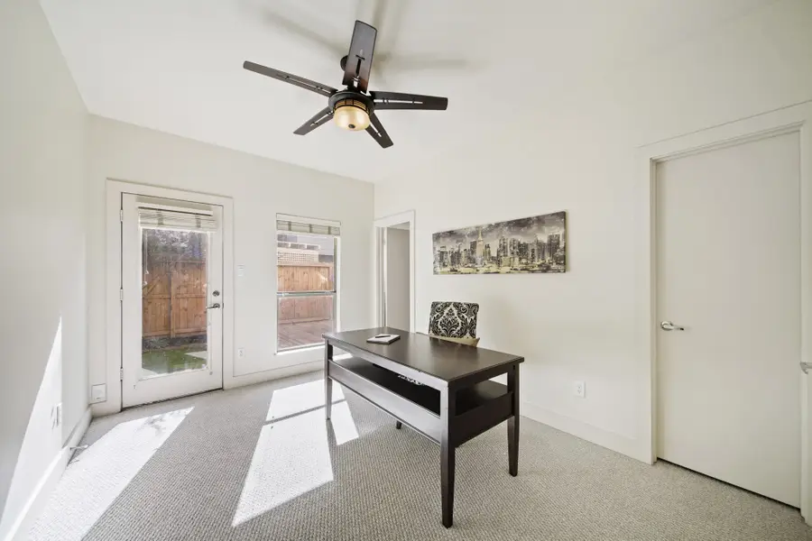 918 Lester Street, Houston, TX 77007 - Image #3