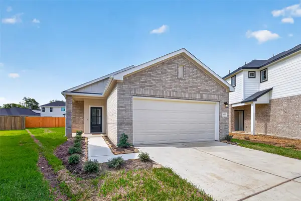 224 Emerald Thicket Lane, Huffman, TX 77336