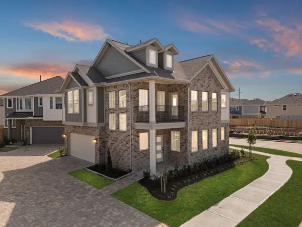 1302 Shaded Rock Drive, Missouri City, TX 77459