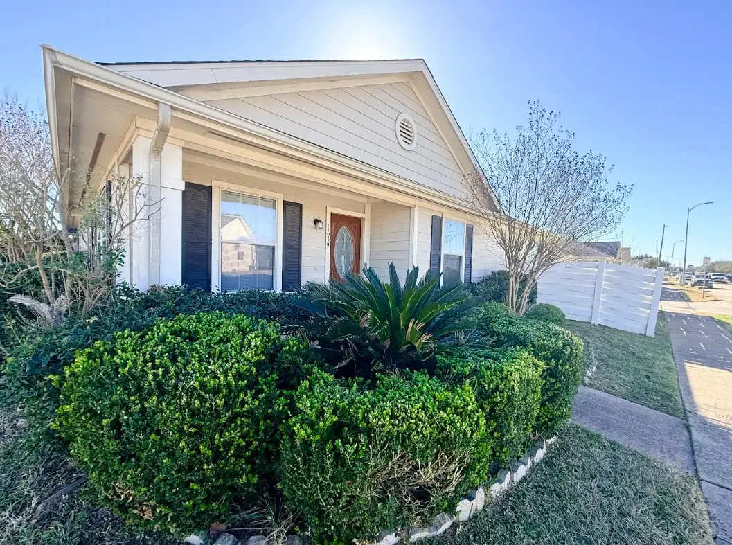 1639 Nichole Woods Drive, Houston, TX 77047 - Image #1