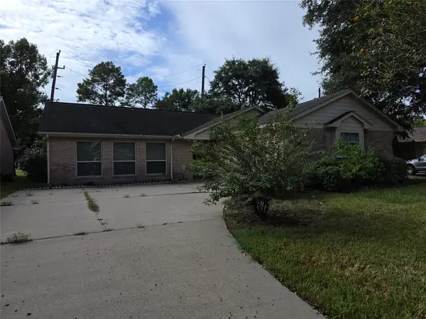2810 Poplar Creek Lane, Pearland, TX 77584