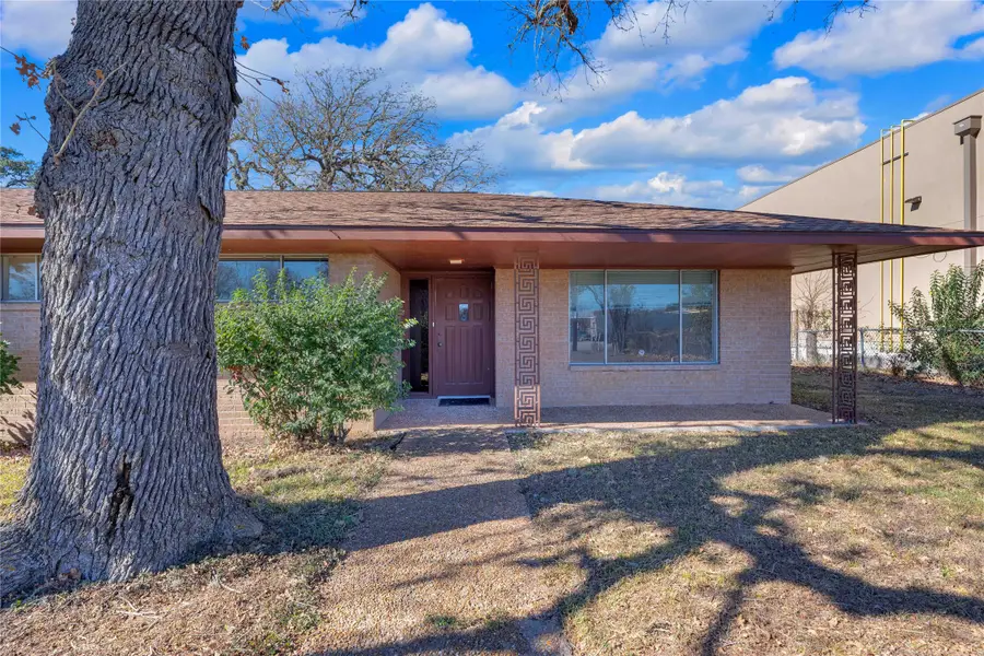 1243 North Jefferson, La Grange, TX 78945 - #3