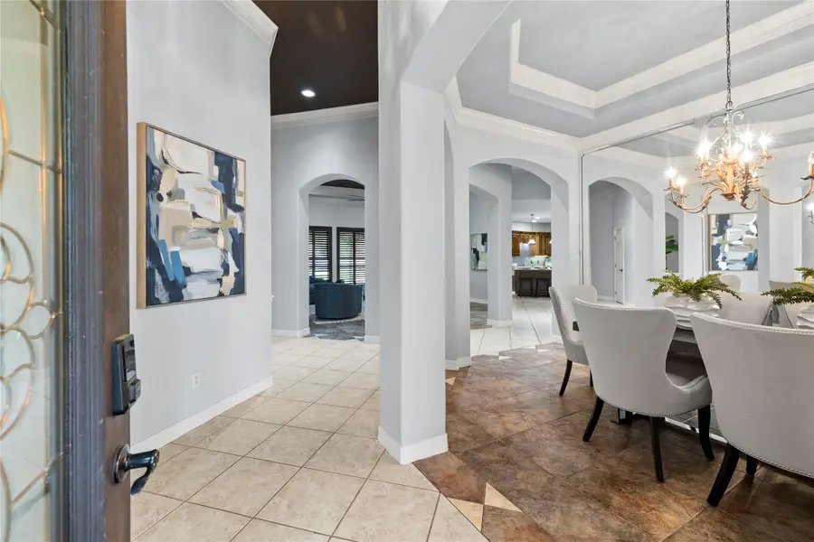 704 Heritage Oaks Dr, Angleton, TX 77515 - #3