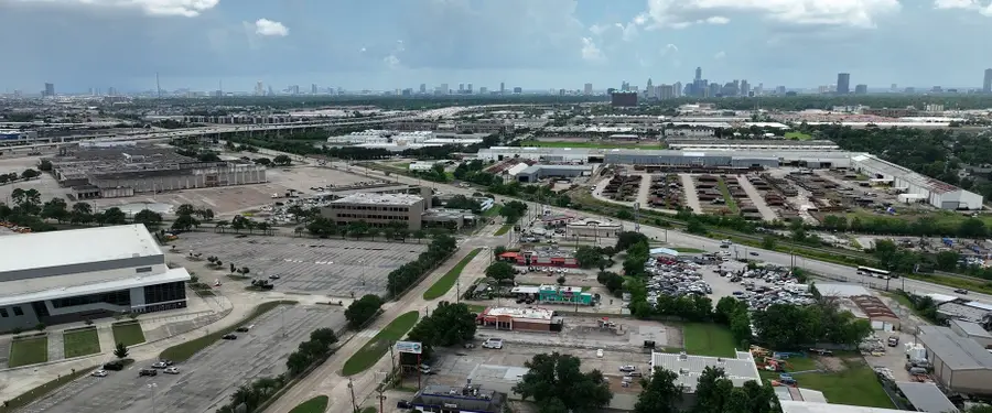 2009 Mangum Road, Houston, TX 77092 - Image #3