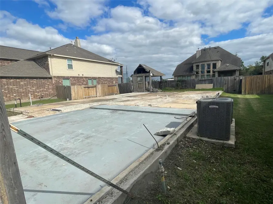 9415 Emerald Lakes Drive, Rosharon, TX 77583 - #3