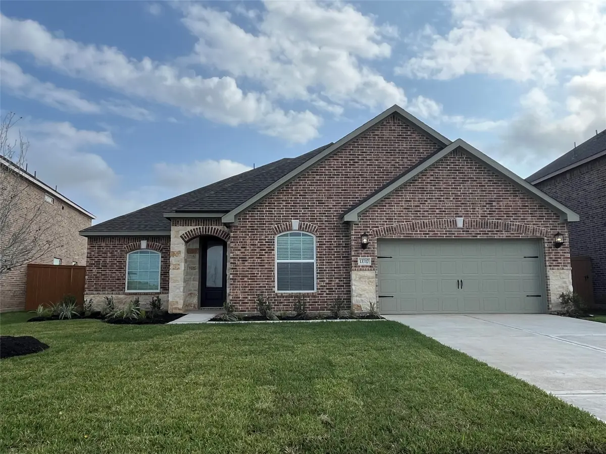 13717 Blue Breaker Drive, Texas City, TX 77510 - #1