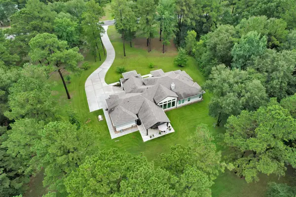 343 Grand View, Huntsville, TX 77340