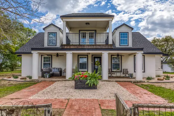 1289 Bluebonnet Ridge Drive, Chappell Hill, TX 77426