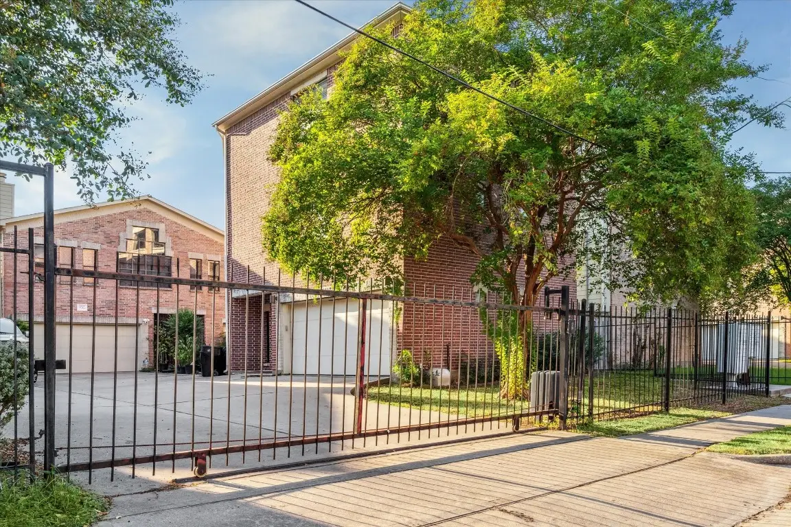 9710 Riddlewood Lane, Houston, TX 77025 - #1