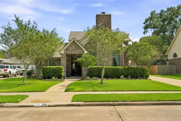 706 Fernglade Drive, Richmond, TX 77406