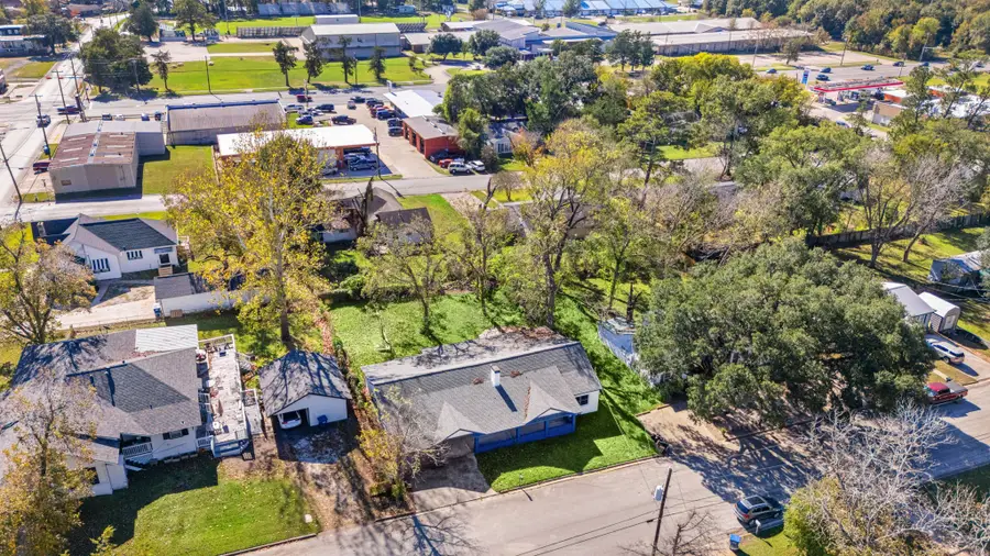 811 W Calhoun Street, Livingston, TX 77351 - Image #3