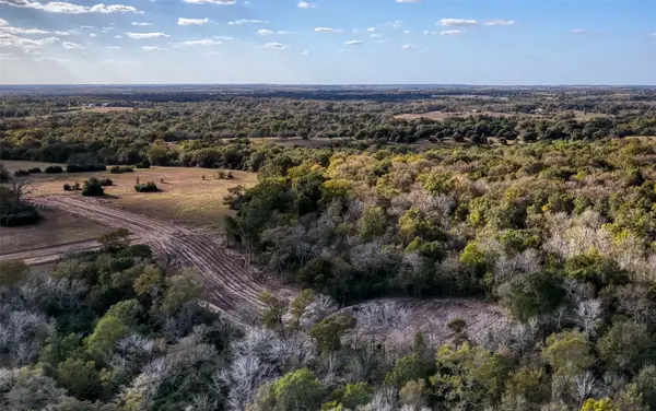 24 Millwood Trail, Brenham, TX 77833