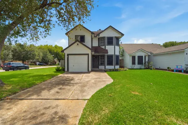 5820 Guadalupe Drive, Dickinson, TX 77539