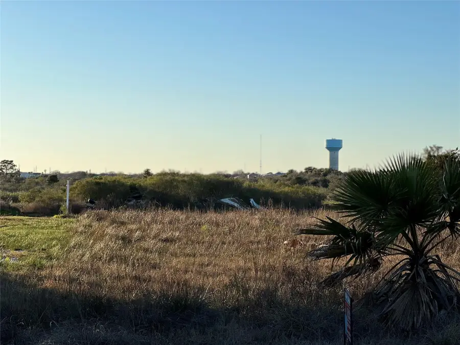 632 18th Street, San Leon, TX 77539 - Image #2