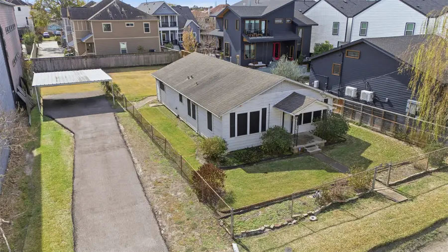 1330 W 24th Street, Houston, TX 77008 - Image #2