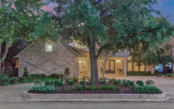 100 W Shore Lane, Montgomery, TX 77356