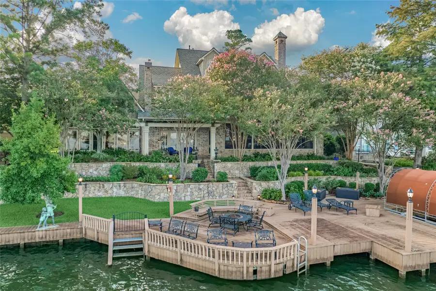 100 W Shore Lane, Montgomery, TX 77356 - #2