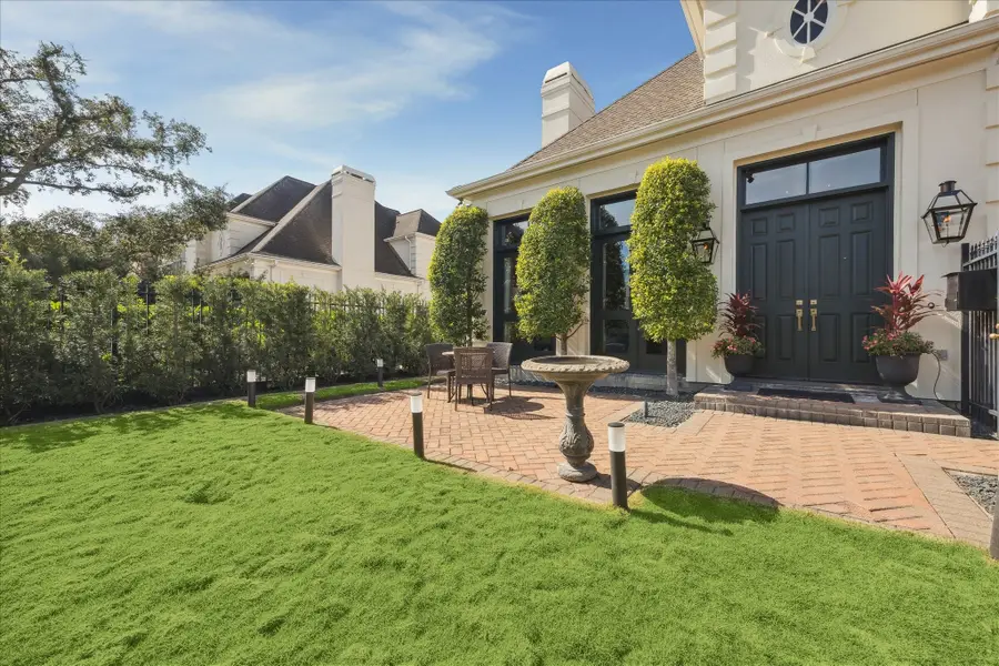 2210 Potomac Drive #1, Houston, TX 77057 - Image #2