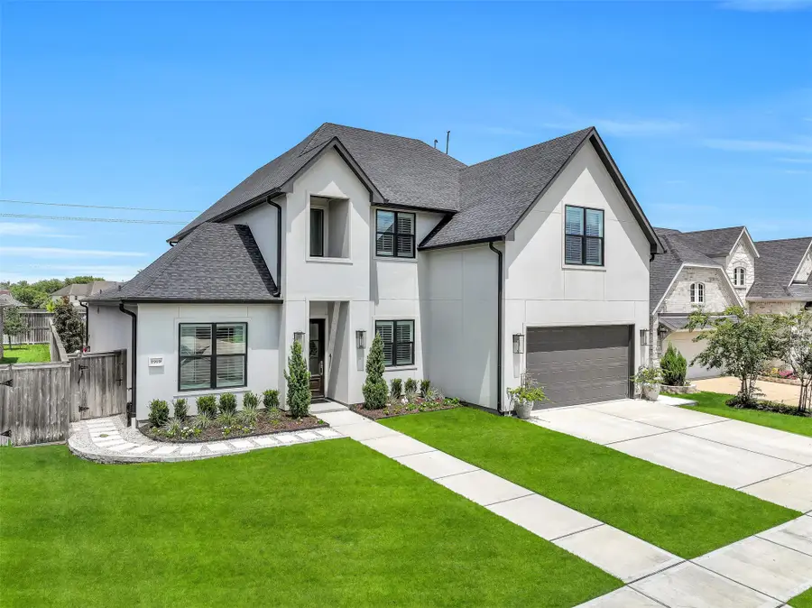 1919 Silver Point Court, Friendswood, TX 77546 - #2