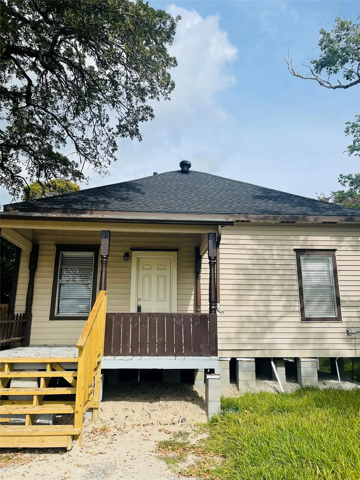 1017 S Kansas Street, La Porte, TX 77571 - #1