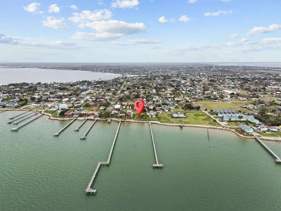 1035 6th Street, San Leon, TX 77539 - #3